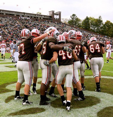 GrantHolliday10's tweet photo. After a great talk with Coach @MattODonnell27, I’m blessed to receive my 4th offer from @BrownU_Football Bears!!
@BennettSwygert @FB_RecruitHHS @rams_hhs @HHSRamAthletics @hhsramsstrength @GEMCLASS_ @_TankHawthorne https://t.co/boNIcQXdPS