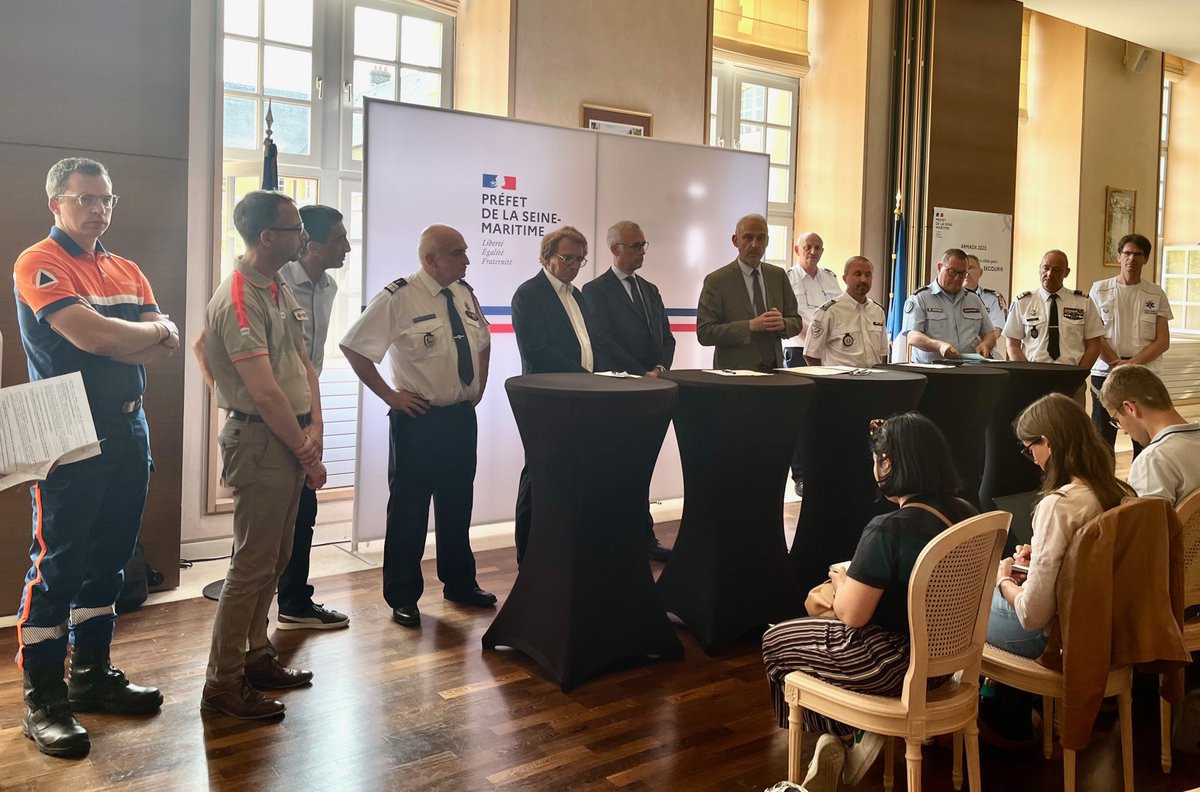#Armada2023⚓
Jean-Benoît Albertini, préfet de la Seine-Maritime, a présenté le bilan sécurité de l'Armada. 
Un an de préparation, 10 jours intenses et au final une belle réussite. Peu d'incidents et un système de coordination des secours exemplaire.
👉seine-maritime.gouv.fr/contenu/telech…