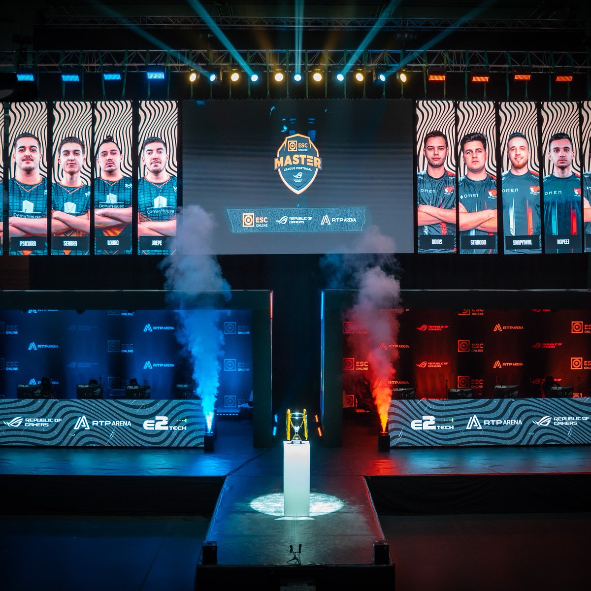_trade2k's tweet photo. Mais uma season da @MasterLeaguePT concluída. Agradececimentos especiais à MLP por continuar a confiar no meu trabalho para levar a emoção do jogo até aos fãs; ao @pmcura10, meu parceiro no observing, que mandou muito nas cinematics.
Seguimos fortes! 

#MLPCSGO https://t.co/5g7beJjIPY