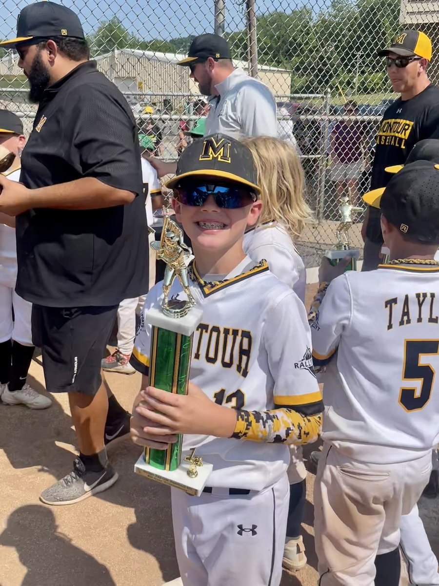 christiansenj21's tweet photo. #MontourProud of the 9U Montour Travel Team!! South Fayette Tournament Champs 2023!! πβΎοΈπ€πππ»π #MontourFamily https://t.co/2kODuPosJZ