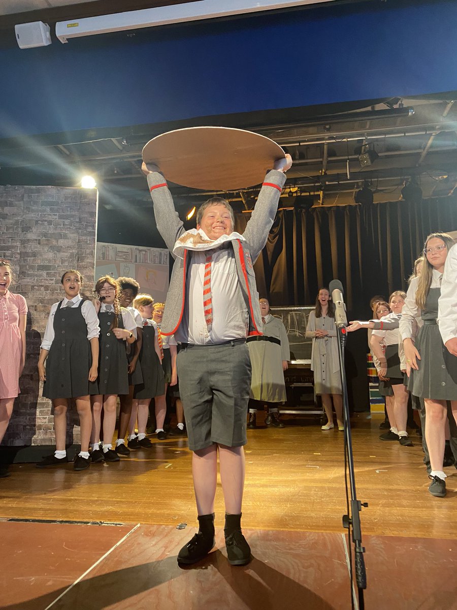 _dramadeptAA's tweet photo. OPENING NIGHT TOMORROW - AHH!!! It’s going to be amazing; please make it you can!! Tickets £3/2 ♥️

@Auchenharvie_M 

@Auchenharvie https://t.co/R5A5OcE6qU