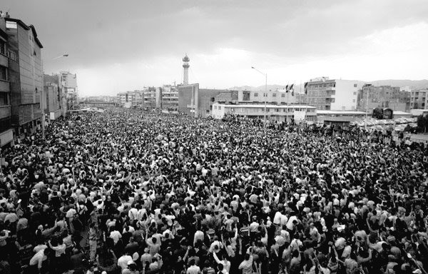 amir_min1's tweet photo. فقط ۸۸ روز مونده تا سالگرد #مهسا_امینی 
فقط ۸۸ روز ...
ما برمیگردیم حروووومزاده ها  !! https://t.co/QO6m5MsZ3z