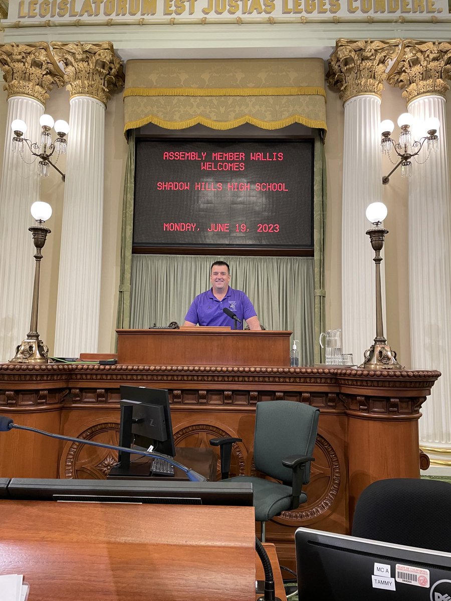 Let the session begin!!
#KnightsDunnRight