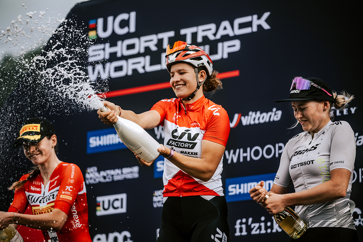 Back on the Podium! 🔥 Liv Factory Racing athlete Ronja Blöchlinger took home first place in the U23 XCC Leogang, Austria! She continues to showcase the leader’s jersey and earns top points for the overall position. 🔗 Race recap: fal.cn/3zdQw