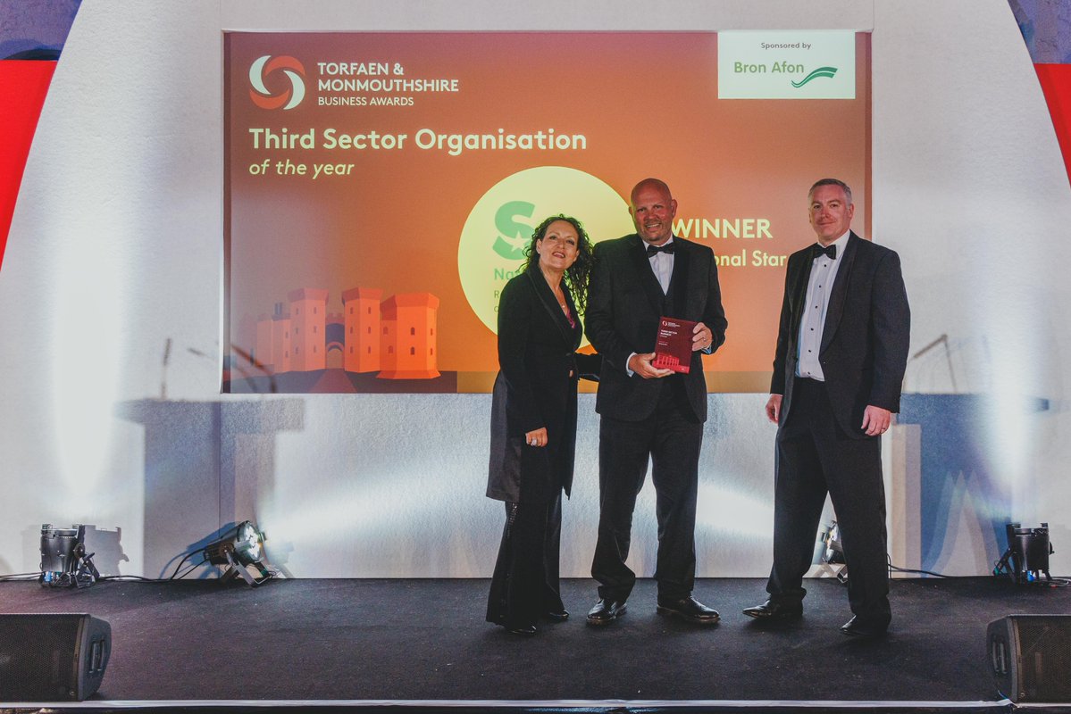 Llongyfarchiadau! 🎉 Congratulations to @TheNationalStar Third Sector Organisation of the year winners, this award was sponsored by @BronAfon
tmbusinessawards.com #Torfaen #Monmouthshire #SirFynwy #TMBizAwards #awards