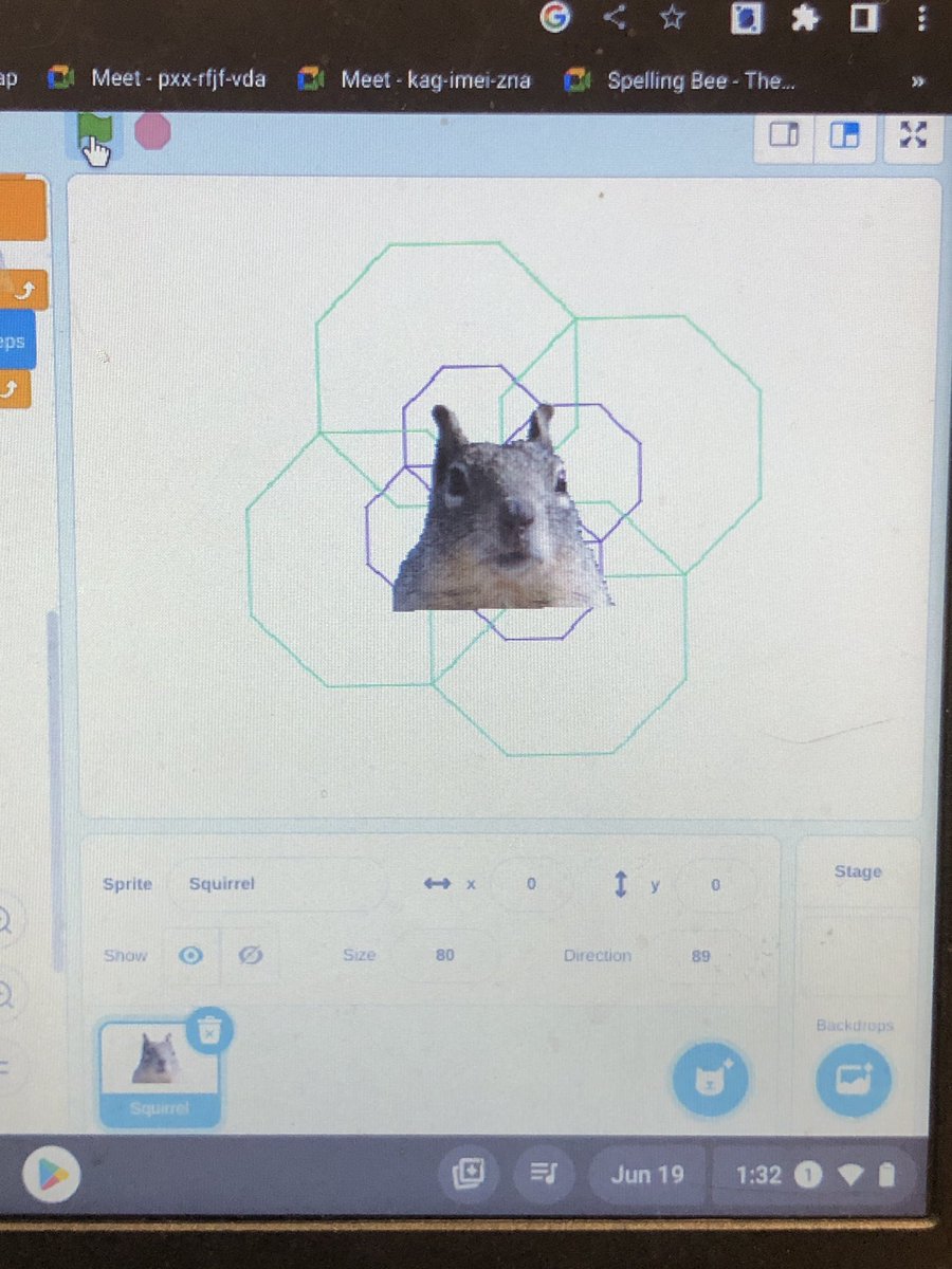 Ms_Mathlete's tweet photo. The 5/6s discussed geometric shapes, patterns &amp; angles. Students created patterns using geometric shapes and 2 different colours. The success criteria for the task was to execute code that involved conditional statements &amp; control structures. #dpmathleads @StAlfred_dpcdsb https://t.co/mxEI5Hpo2L