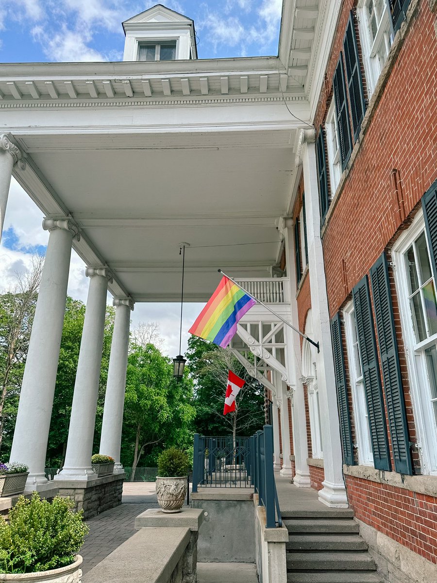 Olivia May ✨ tweet media