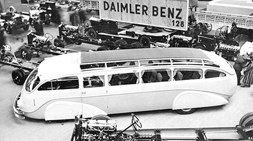 Streamliners: 1930s Daimler-Benz passenger bus.