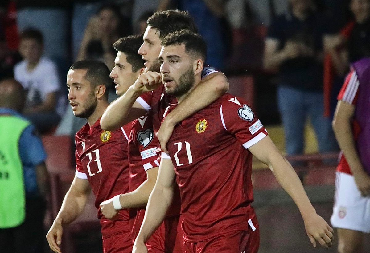[#Euro2024Qualifiers🇪🇺] L’#Arménie 🇦🇲 arrache le succès 2-1 contre la #Lettonie 🇱🇻 !

⚽️ #Tiknizyan 35’
⚽️ #Barseghyan (pen) 90’+1

⚽️ #Savalnieks 67’

#ARMLVA