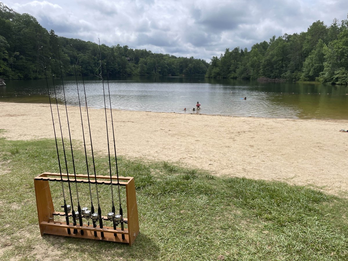 SCDNR's tweet photo. The Fishing Tackle Loaner Program has sites throughout South Carolina where anyone can borrow a rod, reel and tackle box. To find a location near you, visit: https://t.co/XoGQRsrboz
#VisitSCDNR #GoFishSC https://t.co/RtqD3940rP