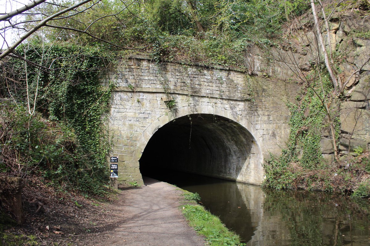 Sowerby Long Bridge No 2 .. Rochdale Canal #WestYorkshire #SowerbyBridge #Bridge