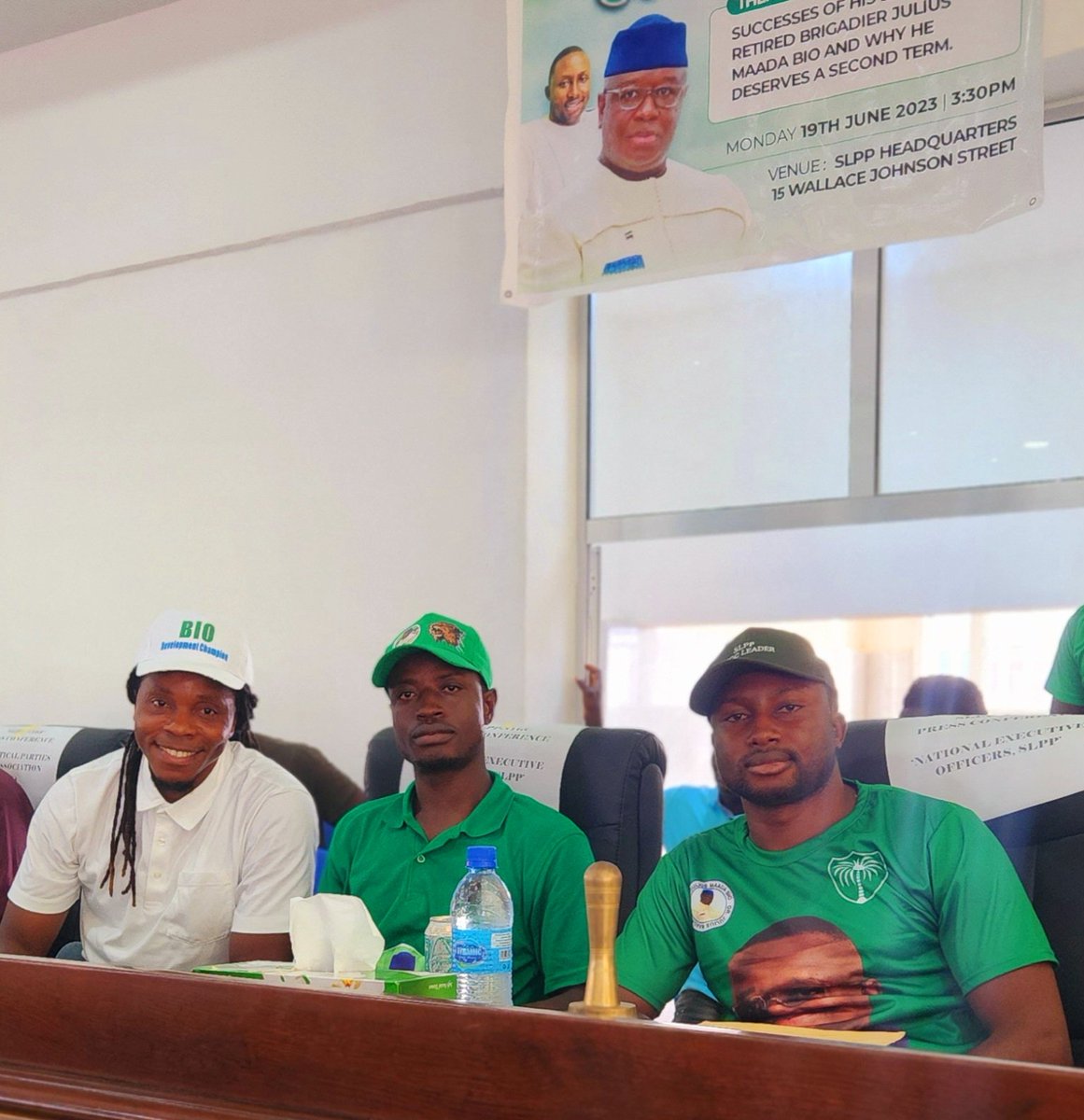 dsengeh's tweet photo. Live at #UnityHall of the Sierra Leone People's Party, where the 'All Political Parties Youth Association' hosted by the leadership of our Young Generation, are meeting to "condemn the use of young people to perpetuate violence." We are One People. One Country #VoteBio #VoteSLPP https://t.co/uarmKpdxsR