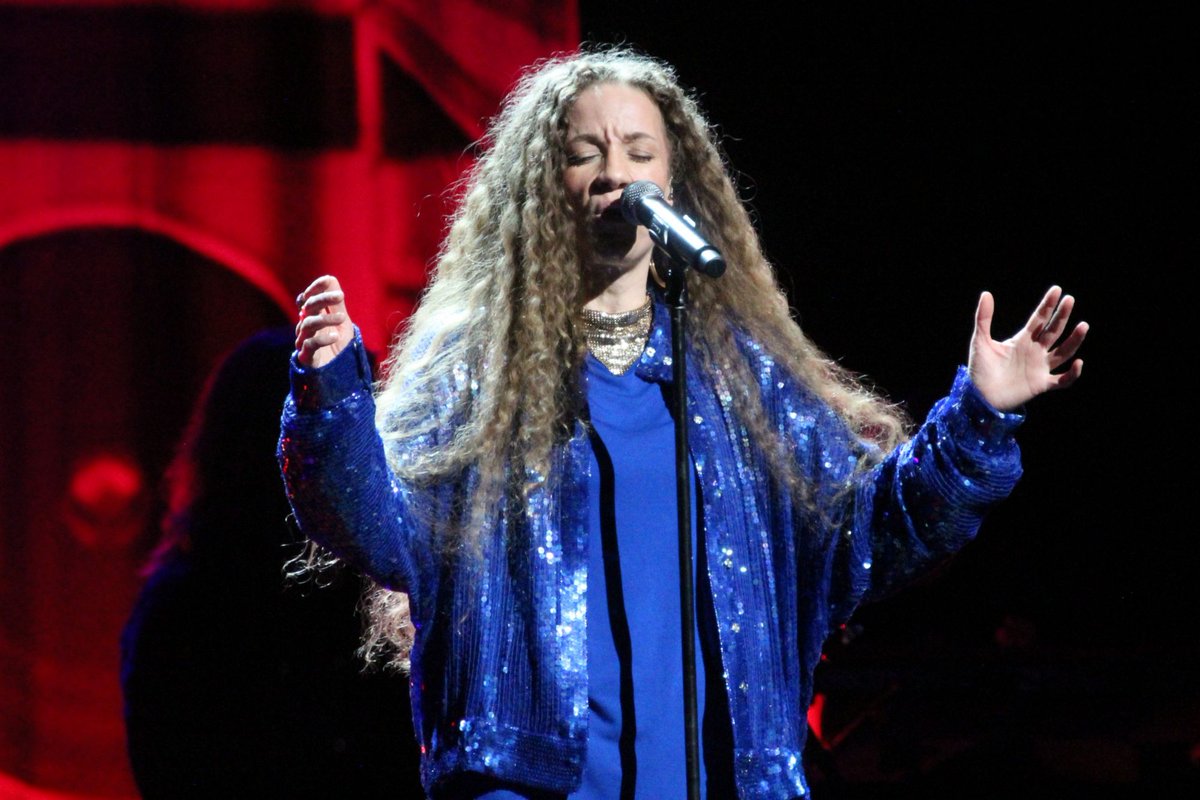 Diamond-selling singer-songwriter <a href="/TheMarshallMix/">Amanda Marshall</a> brings her '25 &amp; Counting: The Heavy Lifting Tour' to @BudGardens in #London🥰🤩‼️

More photos and our Q&amp;A with Amanda, here: swomp.ca/2023/06/19/ama… <a href="/strutent/">Strut Entertainment</a> <a href="/LiveNationON/">Live Nation Ontario</a>