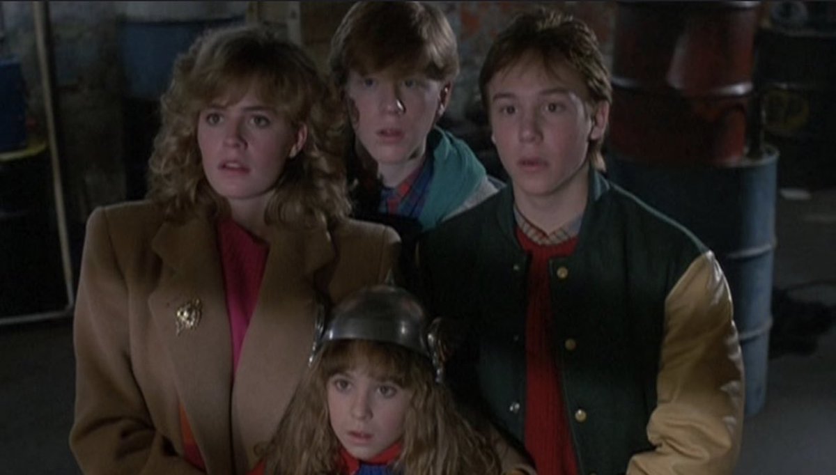 Adventure in Babysitting came out 36 years ago today! Giving us a perfect Elisabeth Shue movie!
.
.
.
.
.
#adventuresinbabysitting #elisabethshue #80scinema #film #cinema #1980s #podcasts #80s #80smovies #80svibe #80saesthetic #retro #nostagia #80sbaby #80scommunity