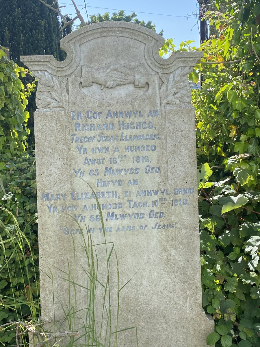 #mementoMoriMonday holding hands in heaven #Anglesey #YnysMon