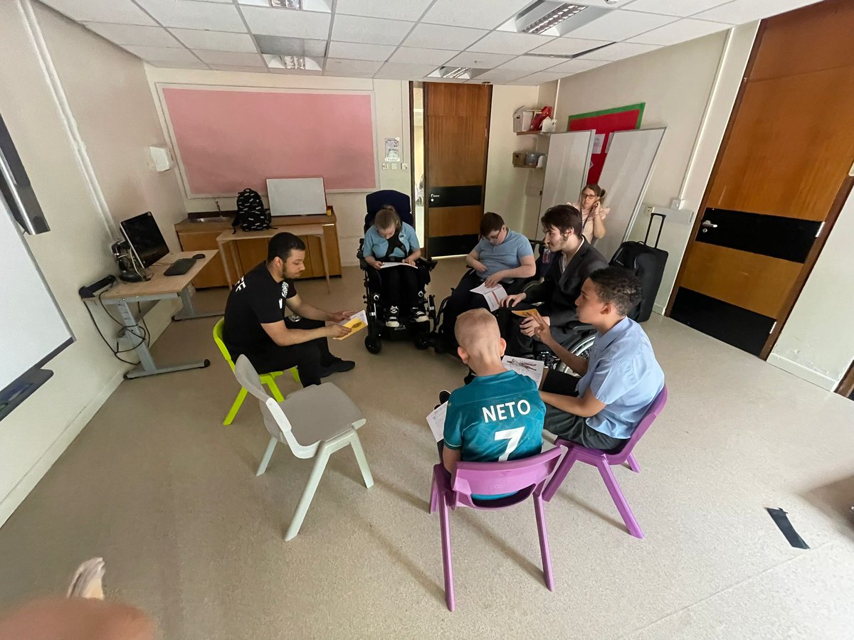 <a href="/PennHead/">Penn Hall Head</a> 

What a great way to start our monday every week for the last 10 weeks at Penn Hall

Students here are some of the most engaged we have ever had and share our ethos that there are no barriers to martial arts 🥊🥋 and no barriers to human potential

#youthsports
#YOUTH