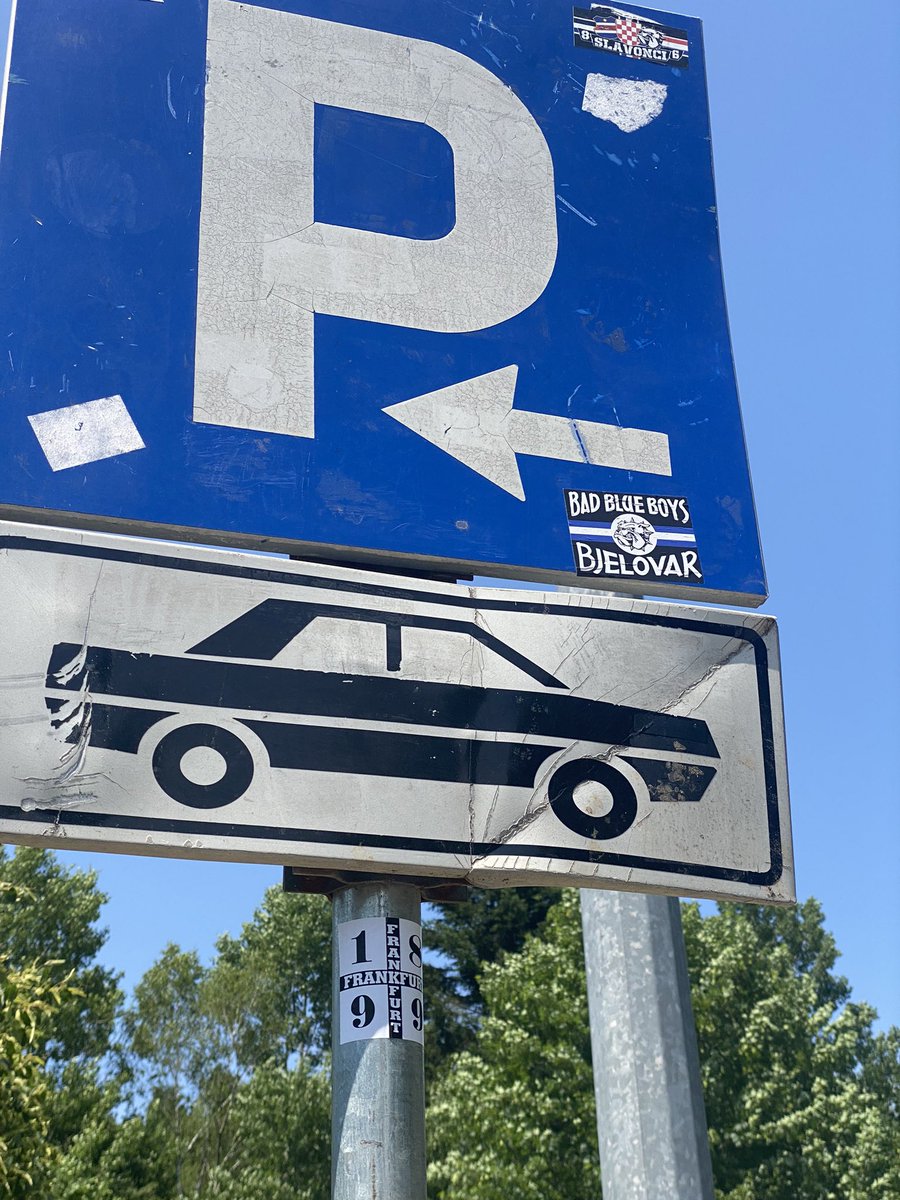 Irgendwo an einer kroatischen Tankstelle <a href="/SGEuropa_de/">𝗦𝗚𝗘uropa.de</a>