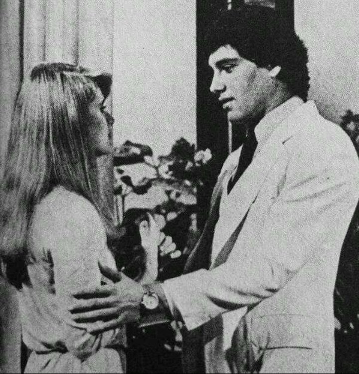 barreiros_rocha's tweet photo. @Anapaulassilva8 @ebuenfil @LaloYanezLue No mismo porque su química es perfecta y surrealista no hay otra pareja mejor que ellos para mi siempre serán mi pareja favorita #trueloves forever ❤️🤩❤️😘#amoresverdaderos y #elmaleficio❤️❤️😘😘😍😍 https://t.co/iZu5UV8bvo