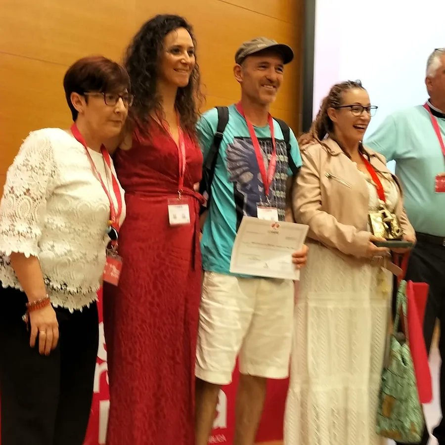 fapacealmeria's tweet photo. 🏆#Fapace en  XX Premios  @Codapa_And  premiada  AMPA SEMILLA DE LUZ, DEL CPR ALHFIL (Lucainena de las Torres  #ALMERIA),  por  compromiso y  defensa escuela pública, también se premió a TAPAS EDUCATIVAS por  #innovacióneducativa. https://t.co/ExTkzDrHSz