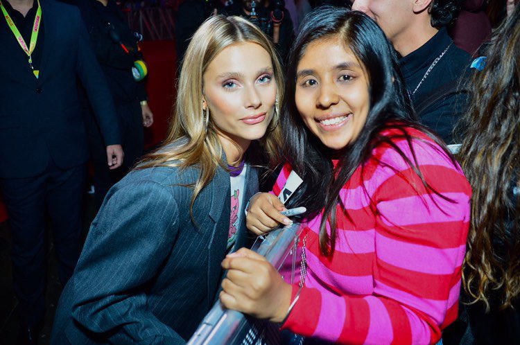 onlyanagaby's tweet photo. Definitivamente lo mejor de mi semana fue ver a @VaLuZenere  , lo mejor de este TUDUM. 🥰 https://t.co/WYOPd0k3Bv