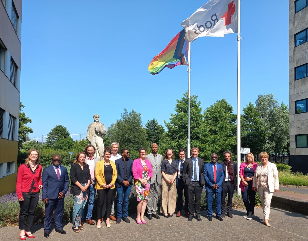 Kicking off the #RedCross #RedCrescent Localisation Alliance meeting <a href="/RodeKruis/">Rode Kruis</a> with colleagues from Zambia, Kenya and Sudan. Inspiring dialogue with <a href="/DutchMFA/">Dutch Ministry of Foreign Affairs 🇳🇱</a> on the financial sustainability of aid organisations. Looking forward to the coming days, when more colleagues will join