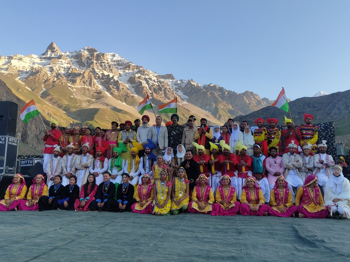 drassonline's tweet photo. North Zone Cultural Centre Patiala Punjab,Ministry of culture Govt.of India. Ladakh Academy of Art Culture &amp; Language,kargil 
Sanskritik yatra -Sindhu Darshan Festival 2023,June19  Dras @firefurycorps @NorthernComd_IA @incredibleindia @NazirHu91509878 @Aminpolo9 @NoorMoh31914563 https://t.co/TUkOpWqhlO