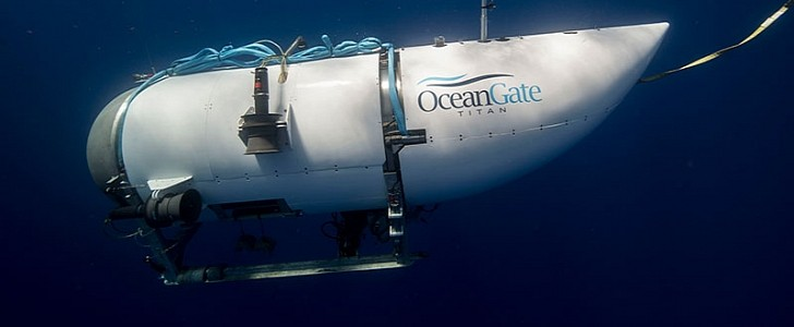 🇺🇸 | 🚨 URGENTE: Las autoridades han confirmado que hay cinco personas abordo del submarino Titan, de la compañía Ocean Gate, el cual se encuentra desaparecido en el Océano Atlántico desde la tarde del domingo, mientras realizaba un tour por los restos del Titanic.