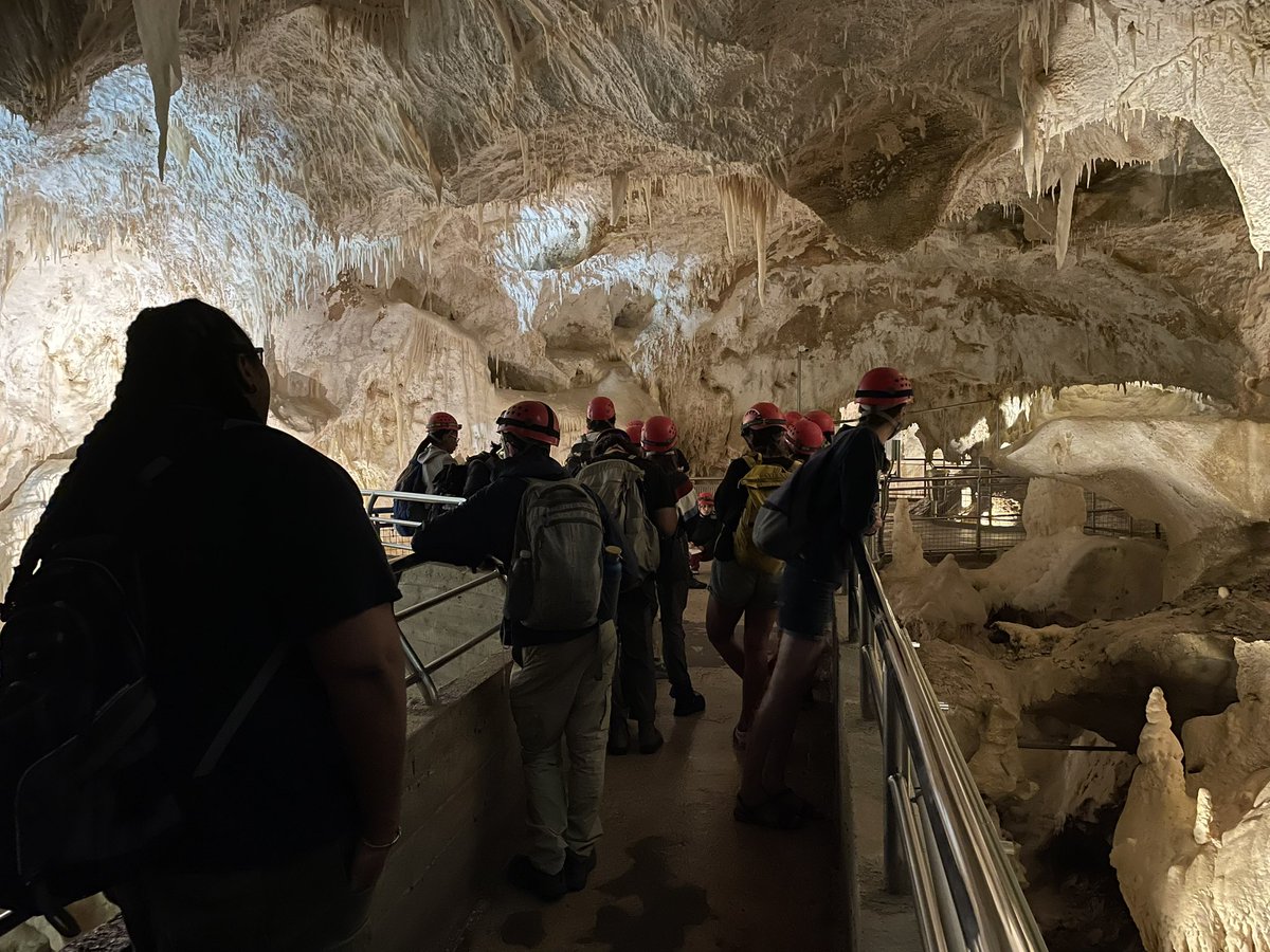 mackattack1009's tweet photo. This year’s International Geobiology Course is off to heck of a start at the Frasassi Caves in Italy! We’re talking geochemistry, we’re talking karst, we’re talking microbial metabolisms and astrobiology @jmacalad @newmexicotech @NMT_EES @penn_state @kh_freeman @PSUEMS @GeoscPSU https://t.co/Dfa8HI6JuT