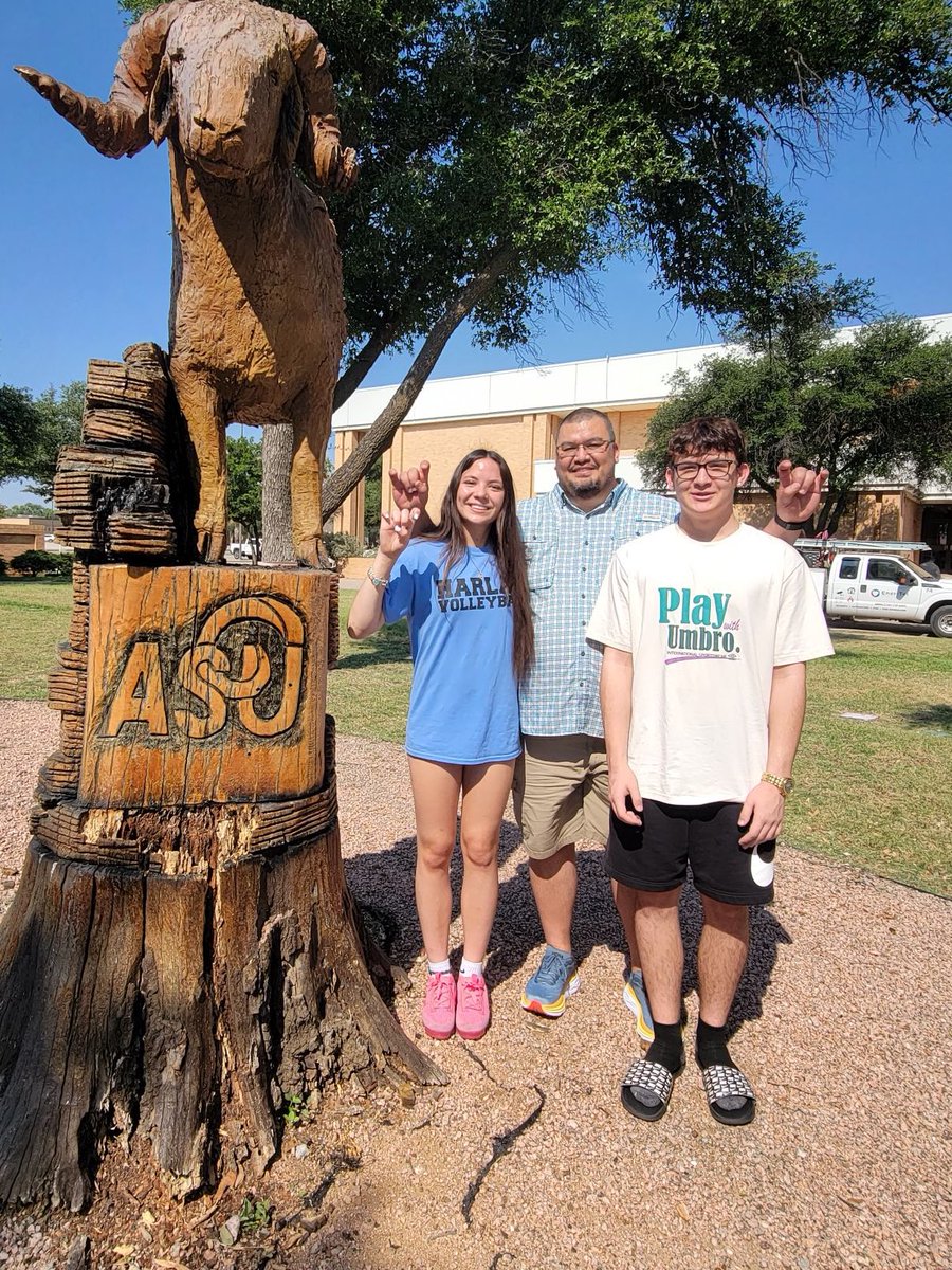 Tylee Hale tweet media