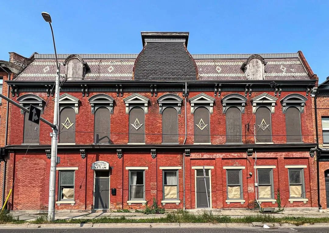 Urbanicity Hamilton tweet media