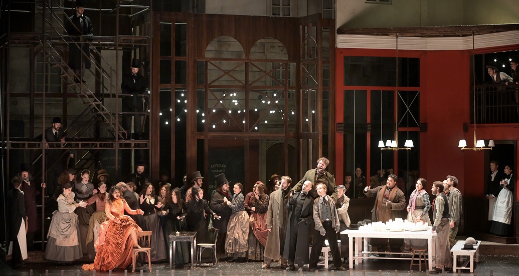 anaclasemusique's tweet photo. Théâtre des Champs-Élysées LA BOHÈME #Puccini par Éric #Ruf et Lorenzo #Passerini avec Pene #Pati Selene #Zanetti Amina #Edris Alexandre #Duhamel Guilhem #Worms Francesco #Salvadori etc. – Bertrand #Bolognesi signe notre chronique https://t.co/RbrjHMUNkz https://t.co/25tMvvkn3q