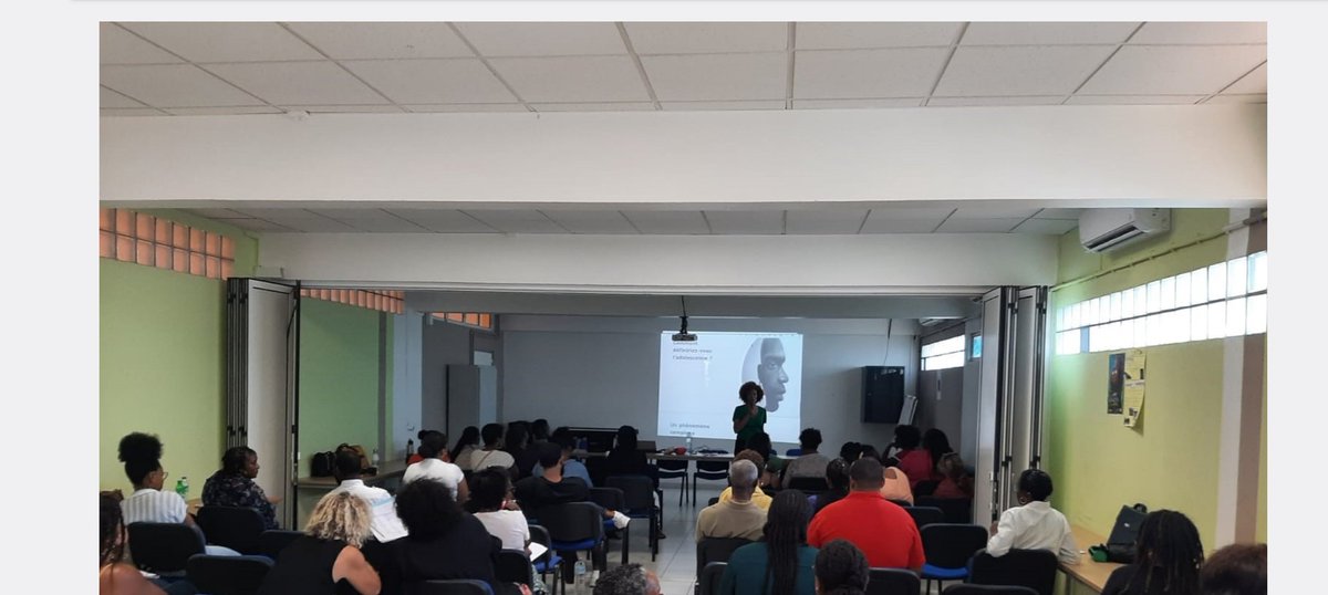 Matinée de formation « Troubles du comportement » au collège Jacqueline  Julius pour mieux comprendre le développement psychoaffectif de l’adolescent marqué par une vulnérabilité liée aux effets psychiques et physiques d’une période d’entre deux entre l’enfance et l’âge adulte.