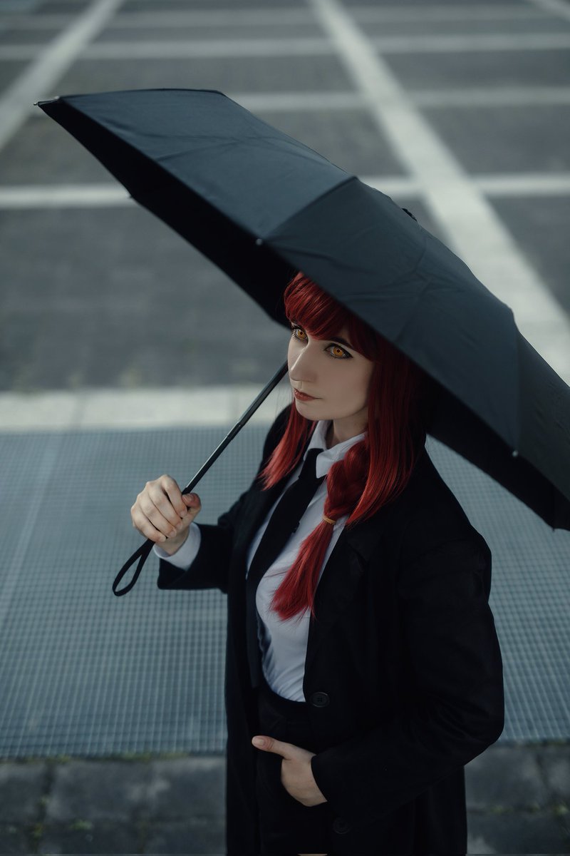 elisa11335854's tweet photo. "All devils are born with a name. The more that name is feared, the more powerful the devil itself." 🐶⛓️

Makima cosplay by me 🪡
Ph @zeropuntosedici 🔥
.
.
.
#makima #makimacosplay #chainsawman #chainsawmancosplay #makimachainsawman https://t.co/nhcZAdjwOL