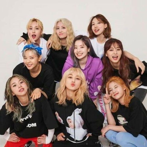 jjktyong's tweet photo. “What’s your big four” 

Group version 💖 https://t.co/aAi5gQRxWm