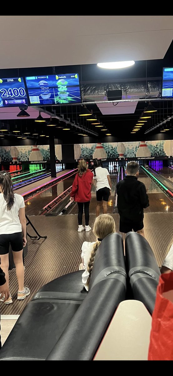 ArliesSport's tweet image. Wow! What a fantastic first day of National School Sports Week. The Year 4s said they had the best time at @active_tameside Hyperbowling and Nur-Y2 thoroughly enjoyed their @miniathcheshire sessions! So excited for day 2 and a visit from @Oneadventure1 @tamesidessp #PledgeToPlay