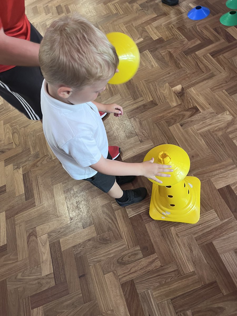 ArliesSport's tweet image. Wow! What a fantastic first day of National School Sports Week. The Year 4s said they had the best time at @active_tameside Hyperbowling and Nur-Y2 thoroughly enjoyed their @miniathcheshire sessions! So excited for day 2 and a visit from @Oneadventure1 @tamesidessp #PledgeToPlay