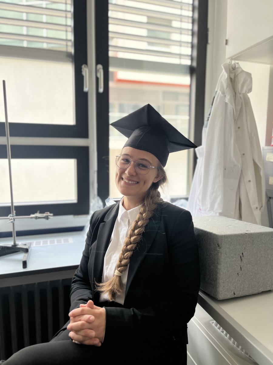 S_Bierbaumer (@bierbaumers) on Twitter photo I am happy to share that I sucessfully defended my PhD thesis last week. Thanks to the <a href="/elk_crew/">The Elk Crew 🦋 elkcrew.bsky.social</a> for making these years such a blast! #biocatalysis #photocatalysis #PhDdefense I am happy to share that I sucessfully defended my PhD thesis last week. Thanks to the <a href="/elk_crew/">The Elk Crew 🦋 elkcrew.bsky.social</a> for making these years such a blast! #biocatalysis #photocatalysis #PhDdefense