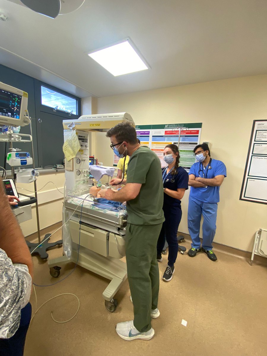 A sim-sational start to the week @UHW_Waterford ED, working together to manage a crashing cardiac neonate. #PEM #EM thanks to @CFatboi and @ciararm89 for facilitating!