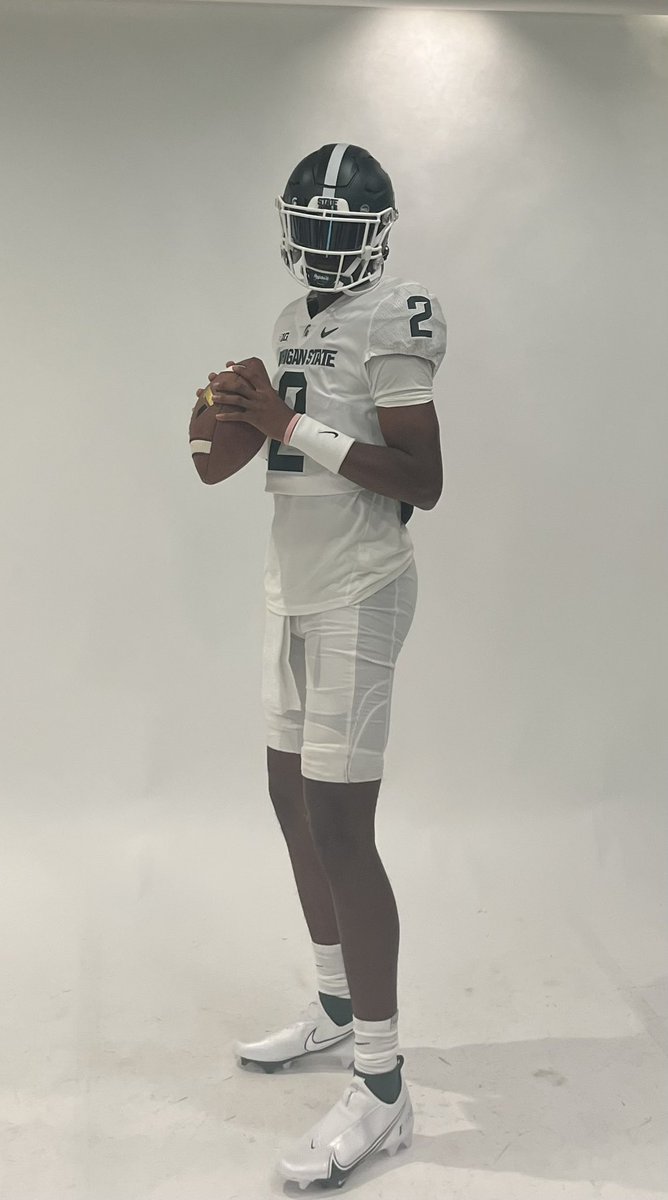 Thank you @Coach_mtucker for the great experience and opportunity!#GoGreen @CoachCoreyH @RecruitPCA @donnieyantis