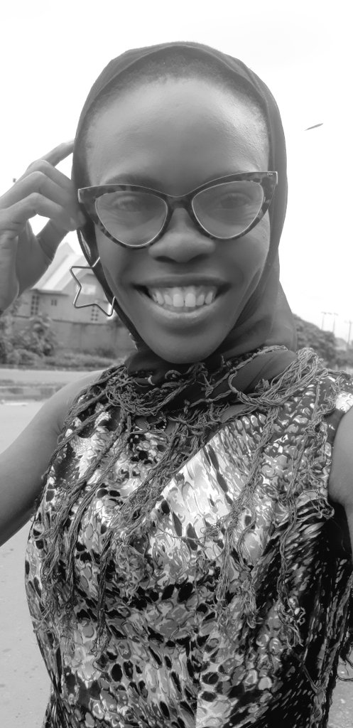 Nadia08727633's tweet image. Despite the complicated circumstances and Situations I will always smile knowing fully well where to go and ease out my thoughts #community #safeconnection