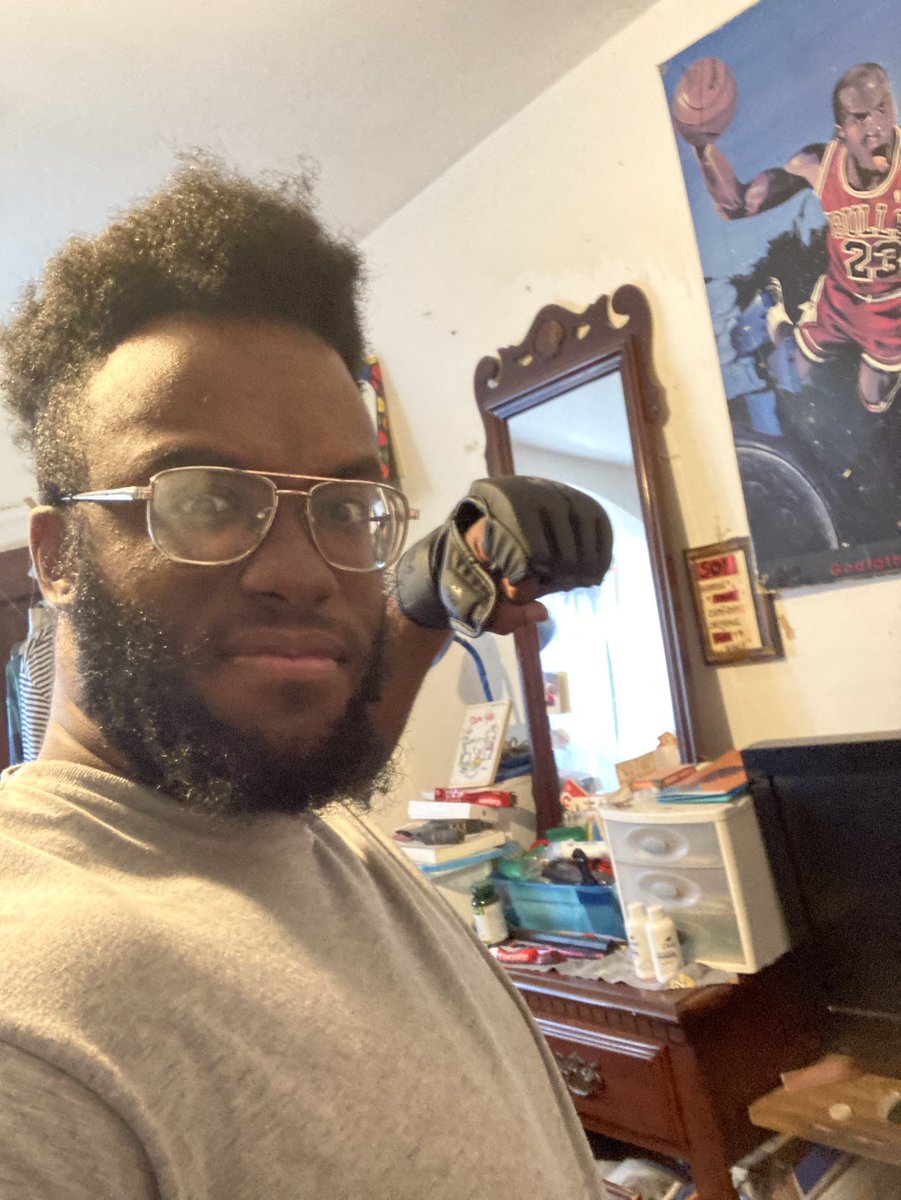 Square Up Nigga Throw That Chair Up One of the Izayoi players on Twitter: "RT @StarXunderscore: Shut up