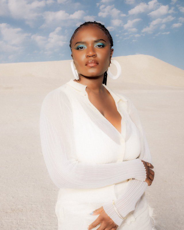 guttergirl444's tweet photo. Amaarae for Jacquemus FW23 https://t.co/cRWgLmM6Lx