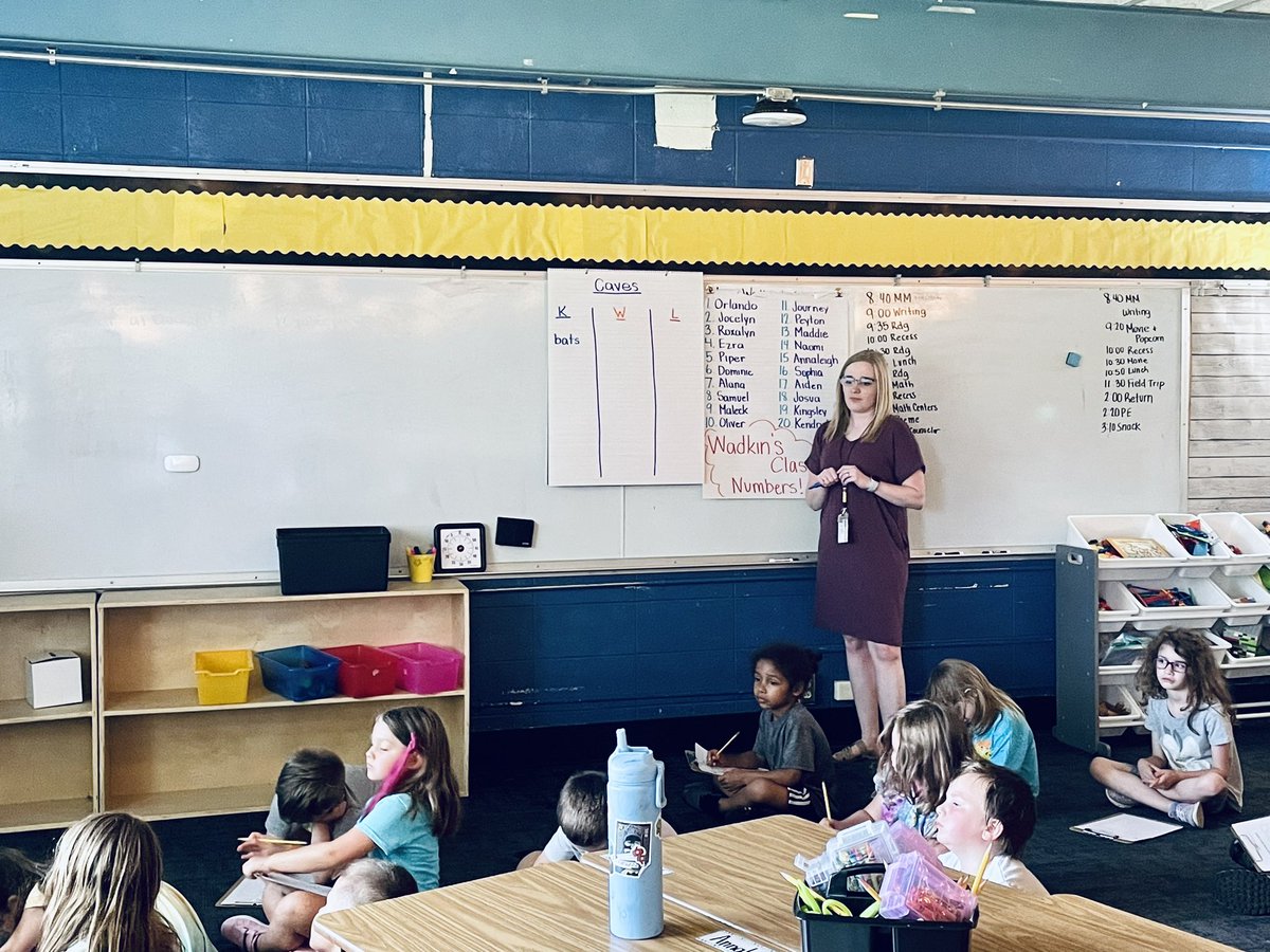 Mrs. Wadkins preparing our first graders for their trip to Fantastic Caverns tomorrow by accessing prior background knowledge! Students will complete the “Learned” section after the trip! Always setting the bar high!