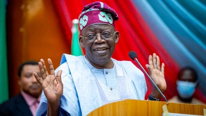 Breaking news:
Tinubu sacks all service chiefs.