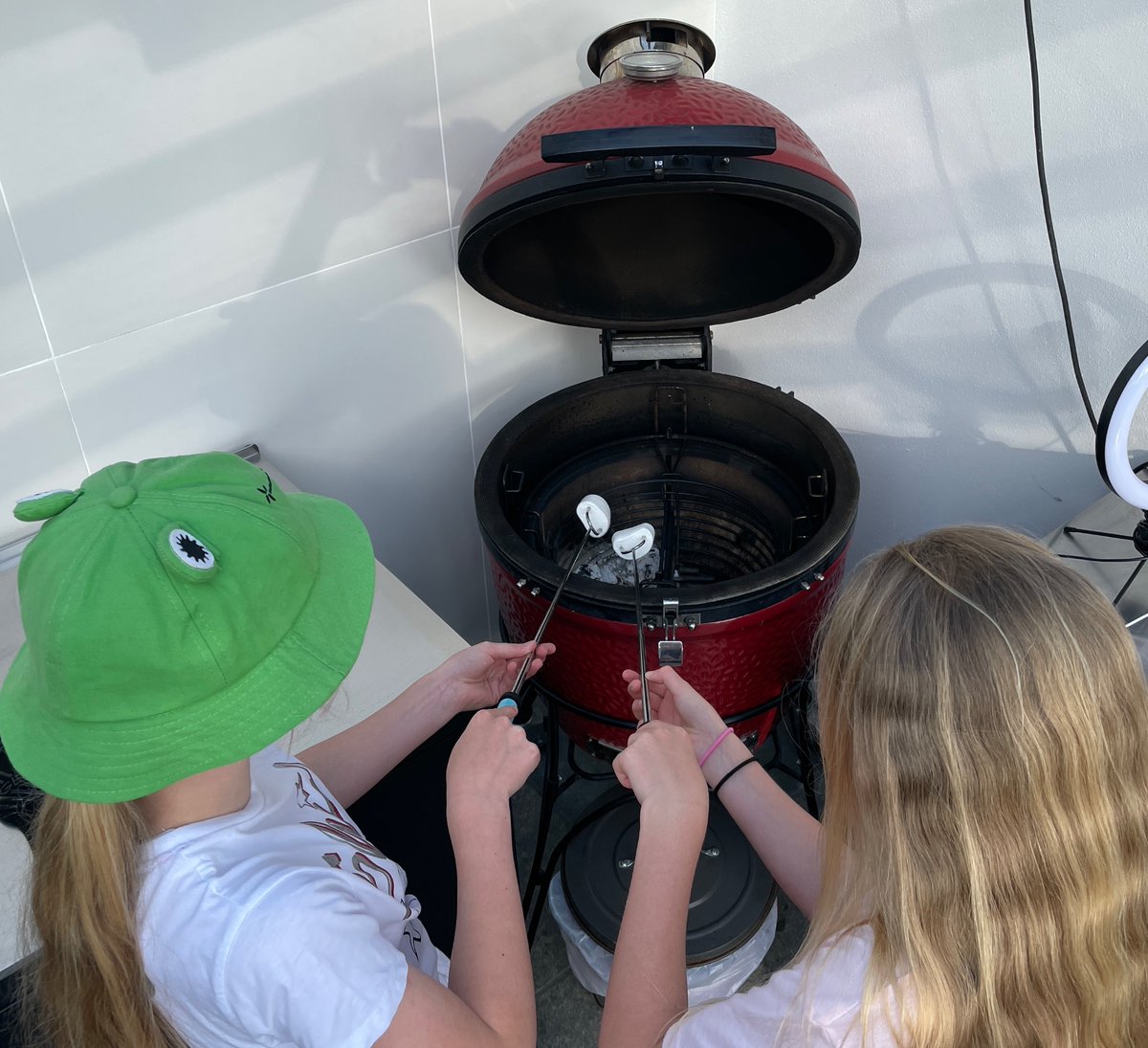 Monday night wings and burgers followed by roasted marshmallows on the #kamadojoe 👌