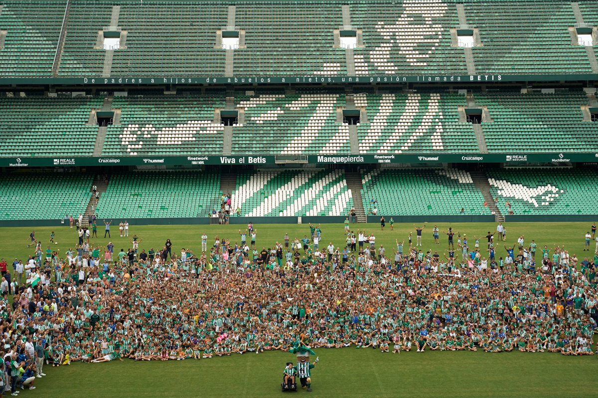 ♾💚☺

Presente y futuro en 𝐯𝐞𝐫𝐝𝐢𝐛𝐥𝐚𝐧𝐜𝐨.