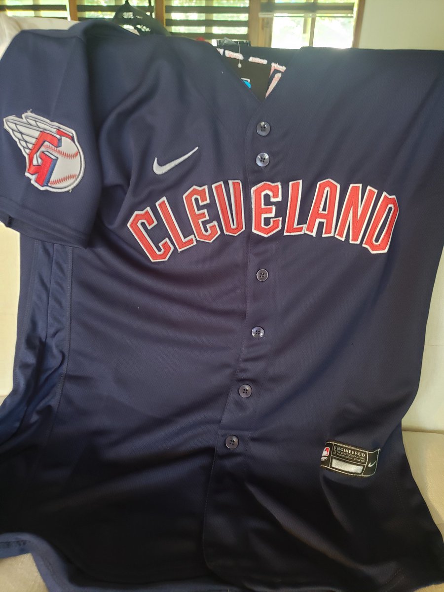 DontMessettUp's tweet image. This one is heading out to @ConfigMgr_dave today and I just wanted to share..

In case anybody needs a Bo Naylor jersey.. 

😏 only 👉$65👈

#ForTheLand