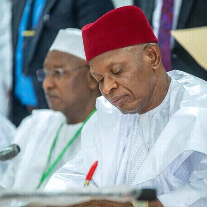 Greetings from Ghana 🇬🇭
I'm not a Nigerian 🇳🇬 and I don't have a genealogy of Kano State but I'm in love with the political ideology of Senator @KwankwasoRM My wish is to meet His Excellency Governor Abba Kabir Yussif (Gida-Gida). 
@wizmuckie @baba__________