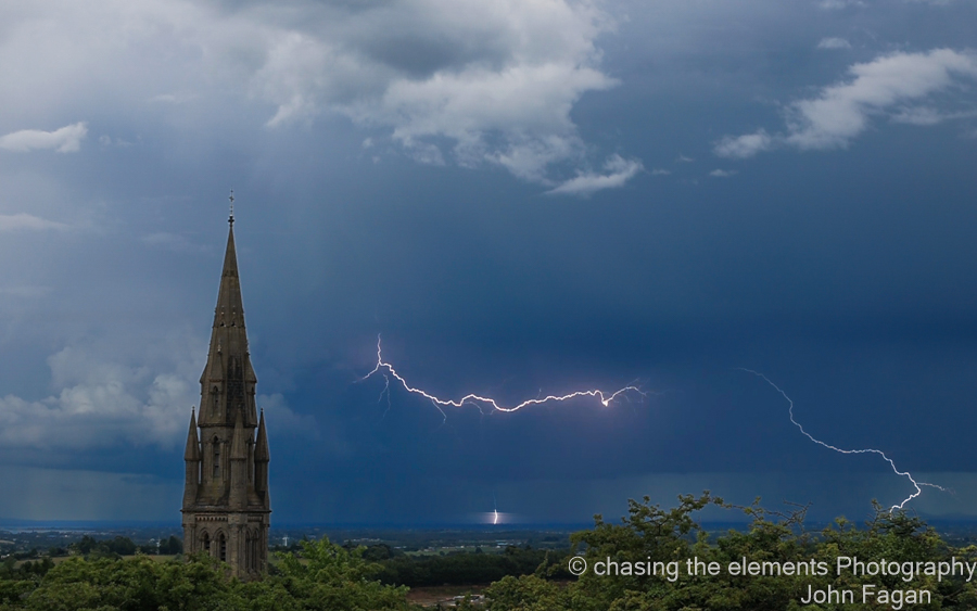 2 Cg Lightning strikes from The hill of Oneill Dungannon this evening.
I had the best view watching the lightning from the storms over Armagh.
<a href="/WeatherCee/">Cecilia Daly</a> <a href="/barrabest/">Barra Best</a> <a href="/angie_weather/">angie phillips</a> <a href="/bbcniweather/">BBC NI Weather</a>
