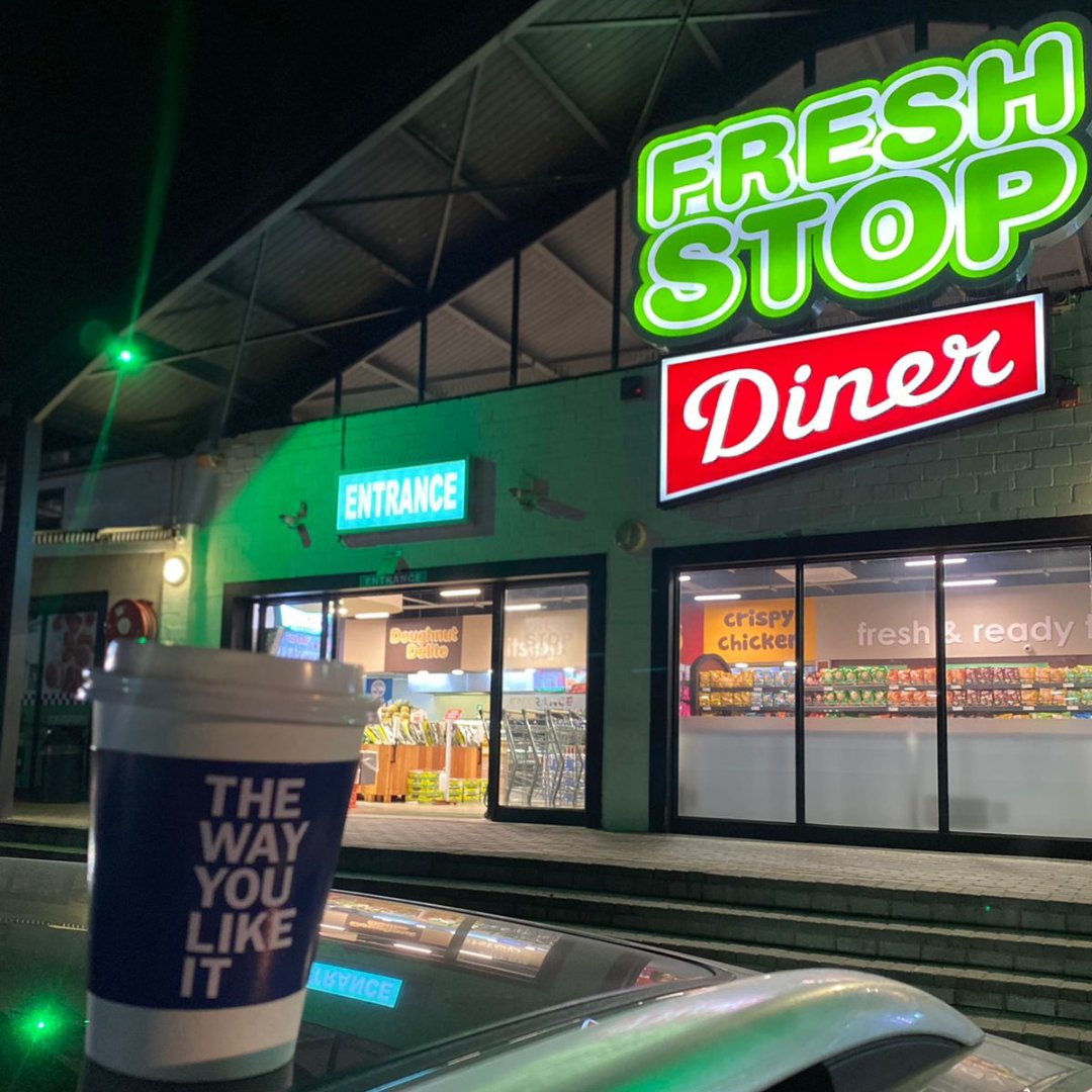 FreshStop bringing the vibez every evening! 24-hour convenience. 🏪☕️

#Freshstop #FillUpfreshUp #24hours #ConvenienceStore @seattllecoffeeco